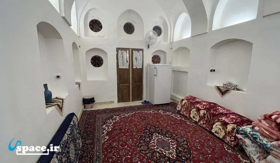نمای داخلی اقامتگاه سنتی فرهنگ - اصفهان - میمه