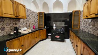 نمای آشپزخانه اقامتگاه سنتی فرهنگ - اصفهان - میمه